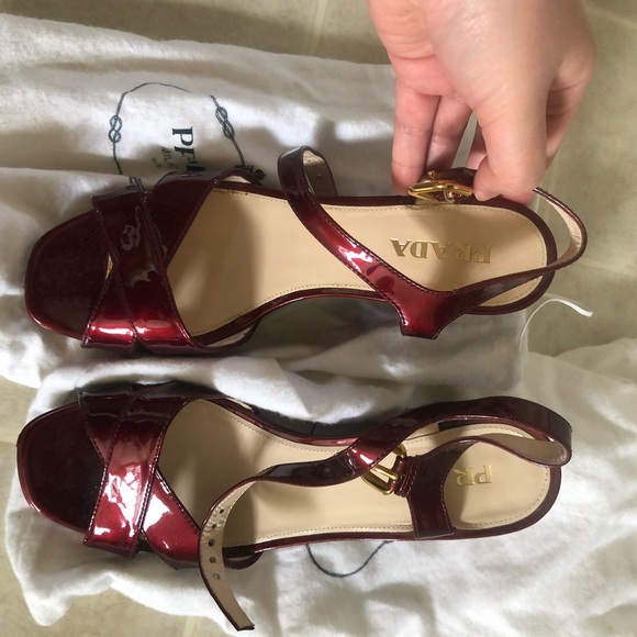 Red Prada Wedges - Picture 2 of 5